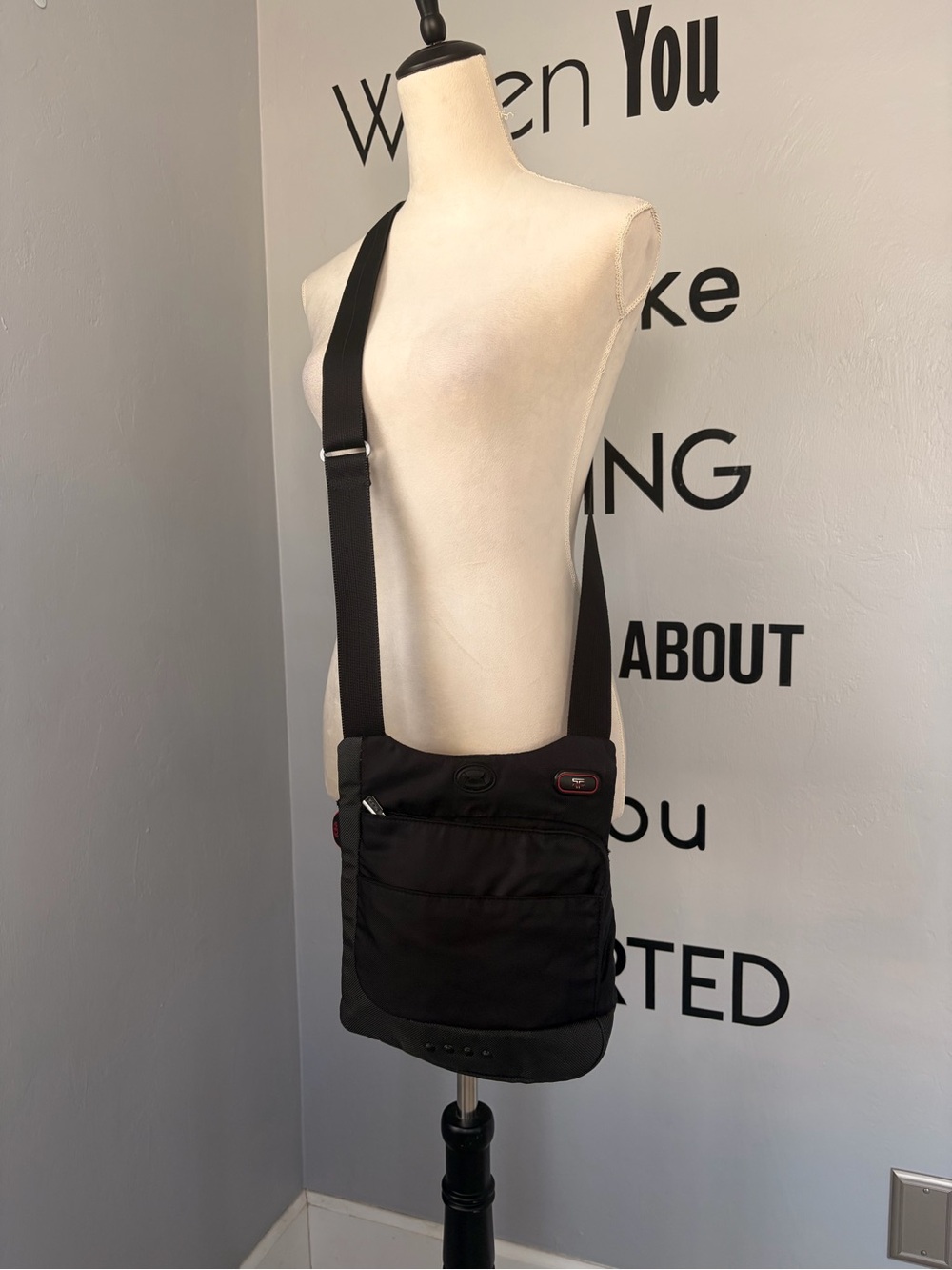 EUC Tumi Gray Balistic Nylon Crossbody Messenger Bag with Adjustable Strap